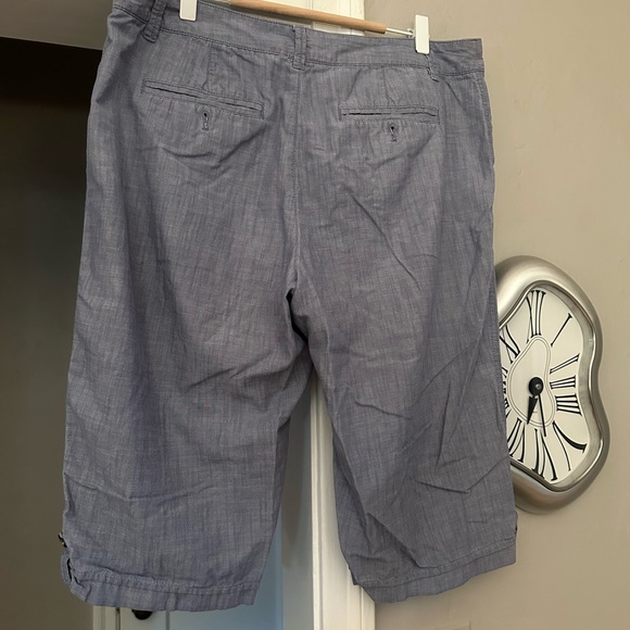 G.H. Bass & Co. Women’s Blue Flat Front Shorts - Picture 3 of 5